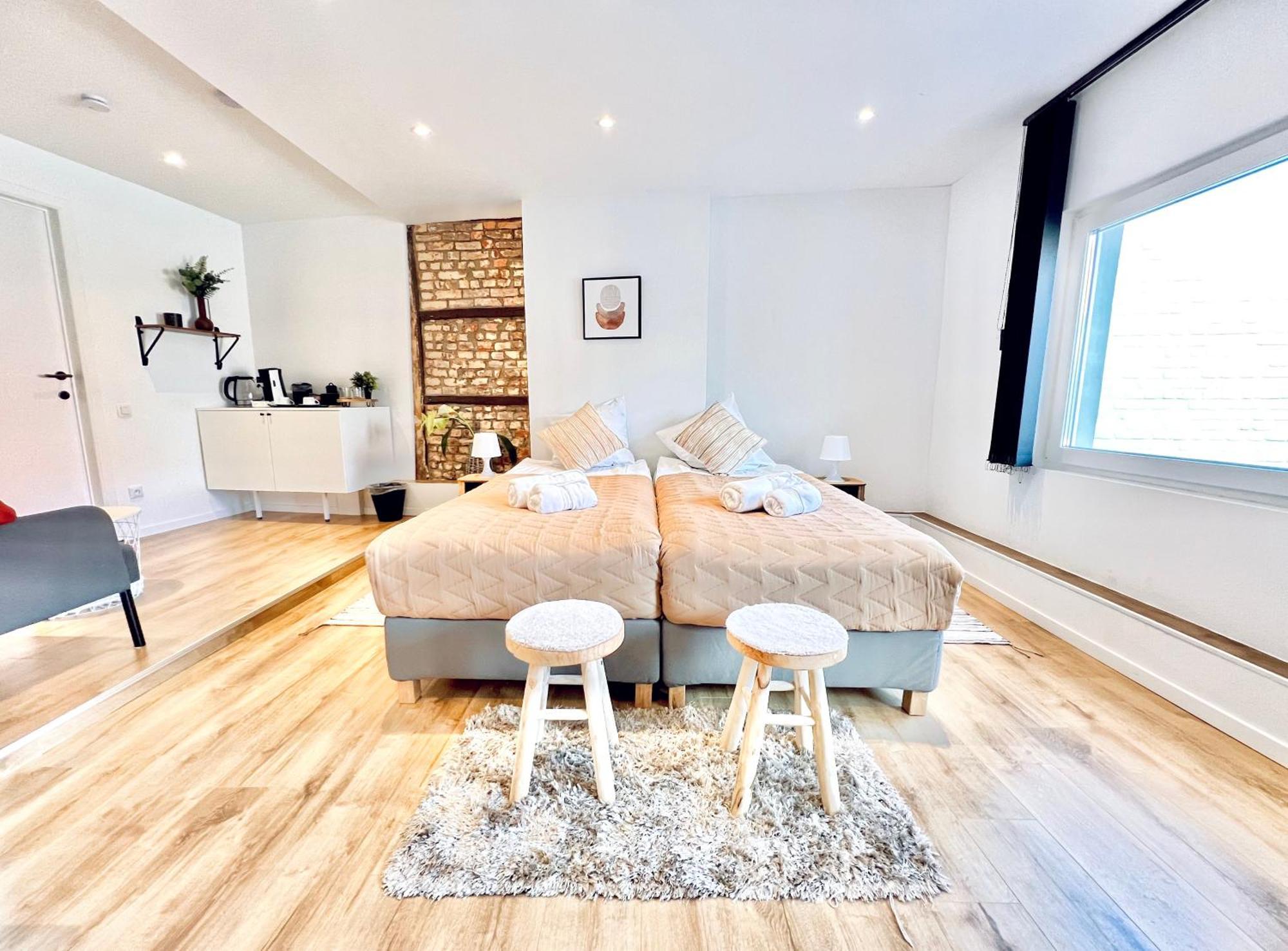 Logies By Suzan Hotel Хаселт Екстериор снимка